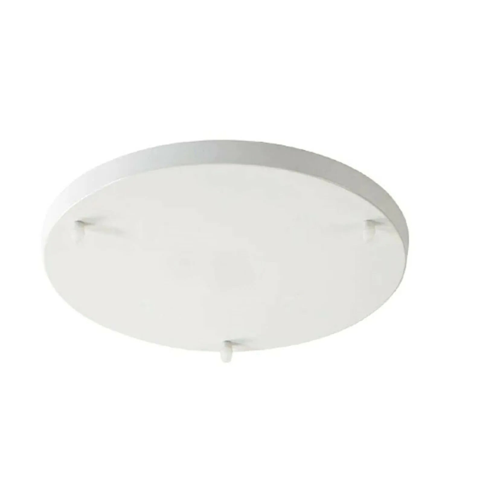 Pendant light fitting with 3outlet bayonet bulb holder and ceiling rose