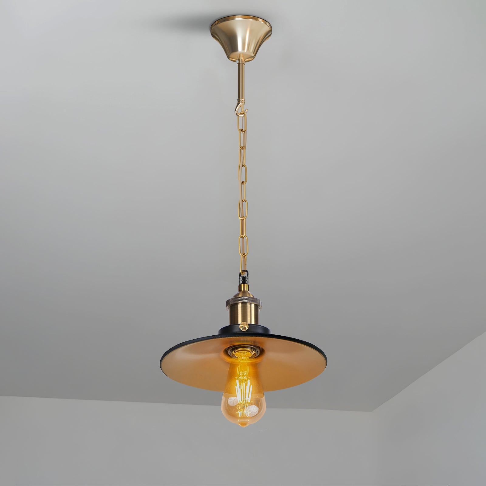 Vintage ceiling pendant light fitting with E27 lamp holder