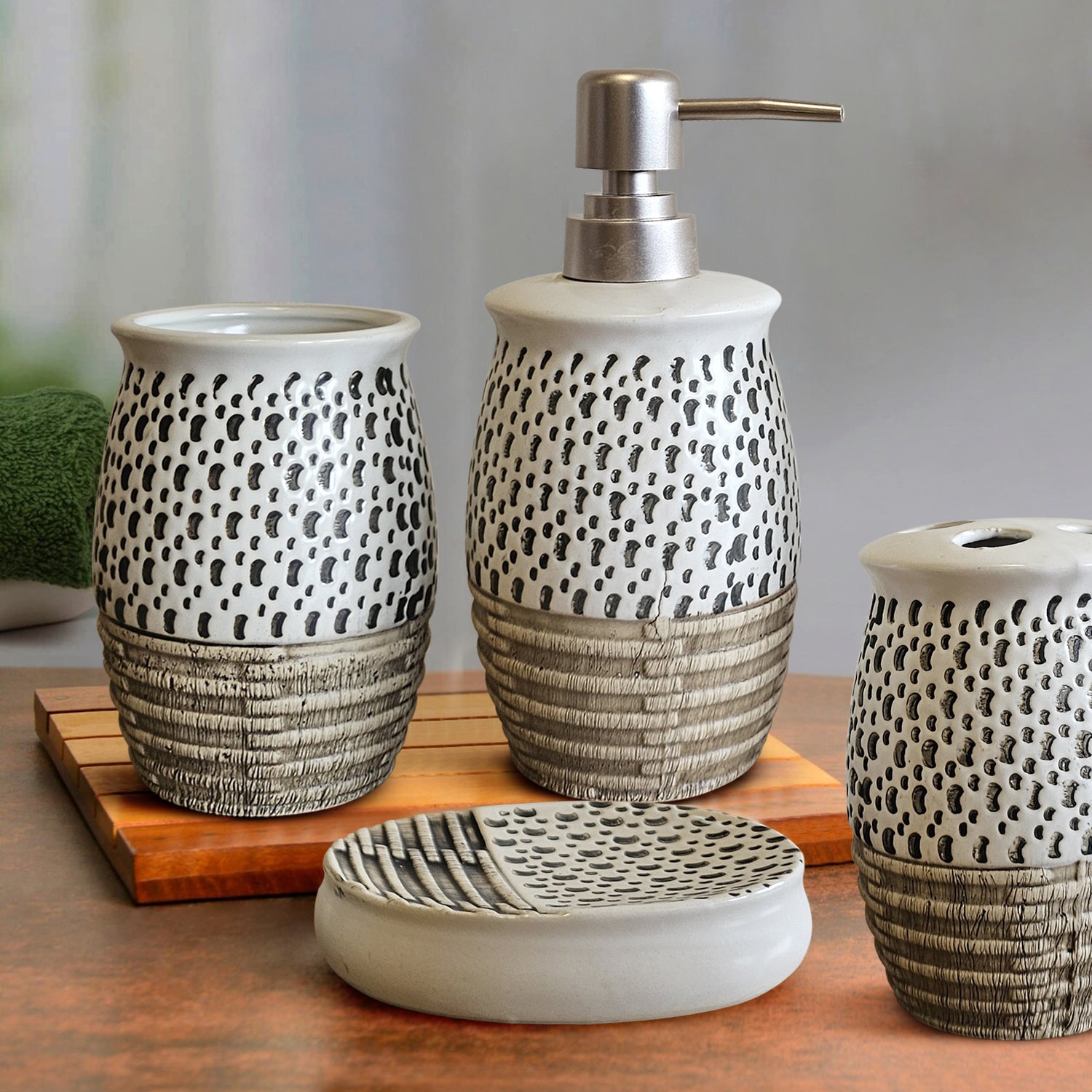 bathroom accessories