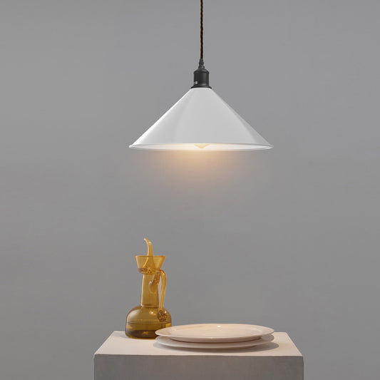 Verstelbare hanglamp met enkele kop en metalen kap ~5411