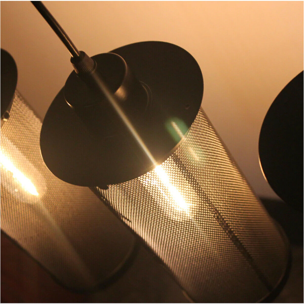 Pendant light 3 head Ceiling light Hanging light chandelier light fitting 3 way light Metal pendant light Metal wire cage Metal pendant light black pendant light 3 Head pendant light ceiling light drum wire cages cluster ceiling light industrial pendant lamp vintage loft light retro wire cage shade black ceiling lamp E27 light fixture