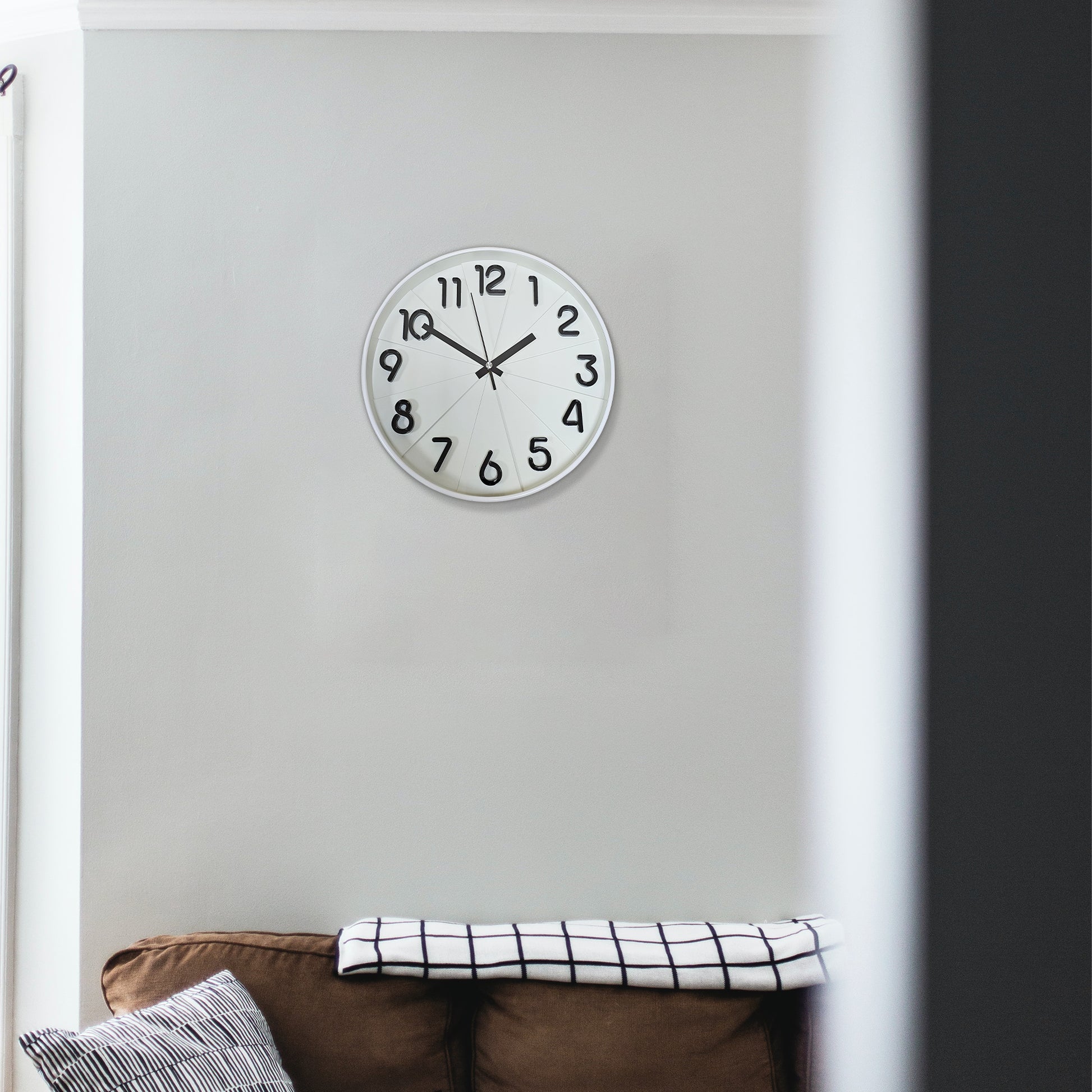 Silent Wall Clock