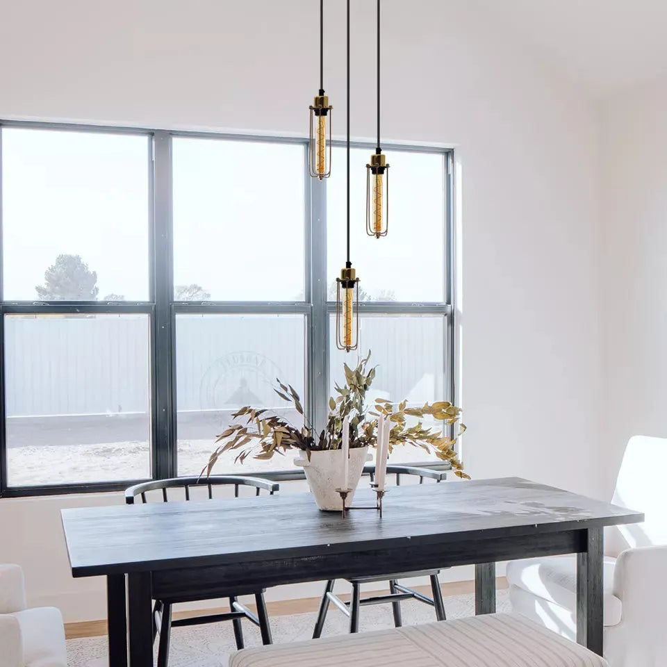 Ceiling Lights & Chandeliers