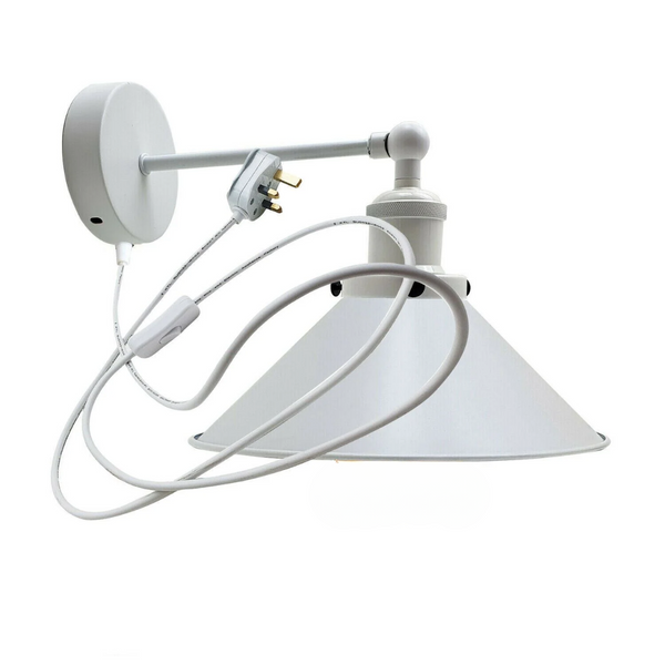 Moderne witte wandlamp met lampenkap ~1279 – Met stekkerlamp / Zonder lamp
