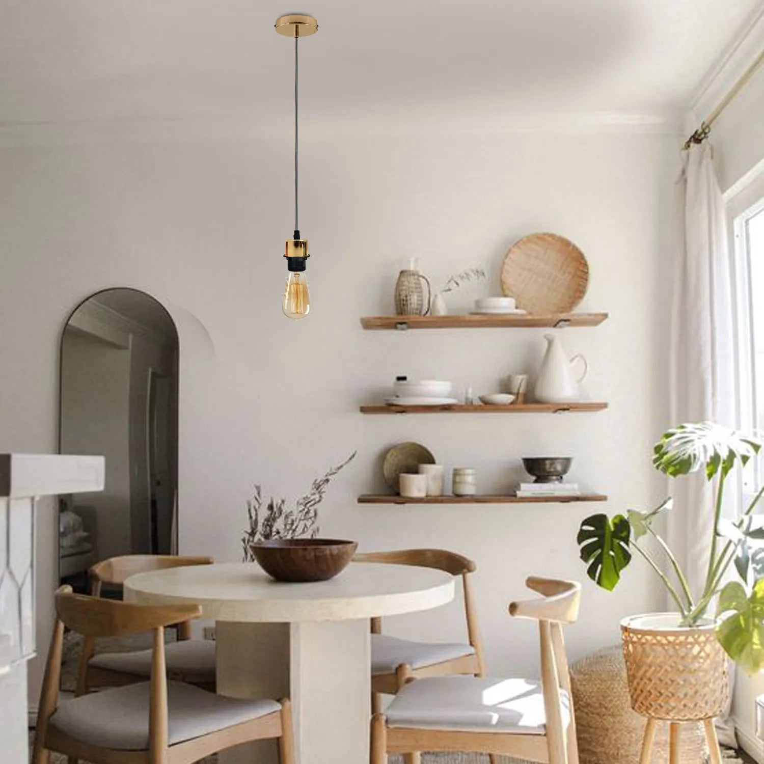 Lifestyle Hallway | E27 pendant lights in hallway – symmetrical corridor lighting installation