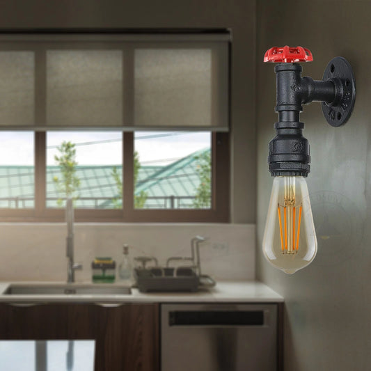 Vintage zwarte metalen waterpijp wandlamp met wiel ~2070