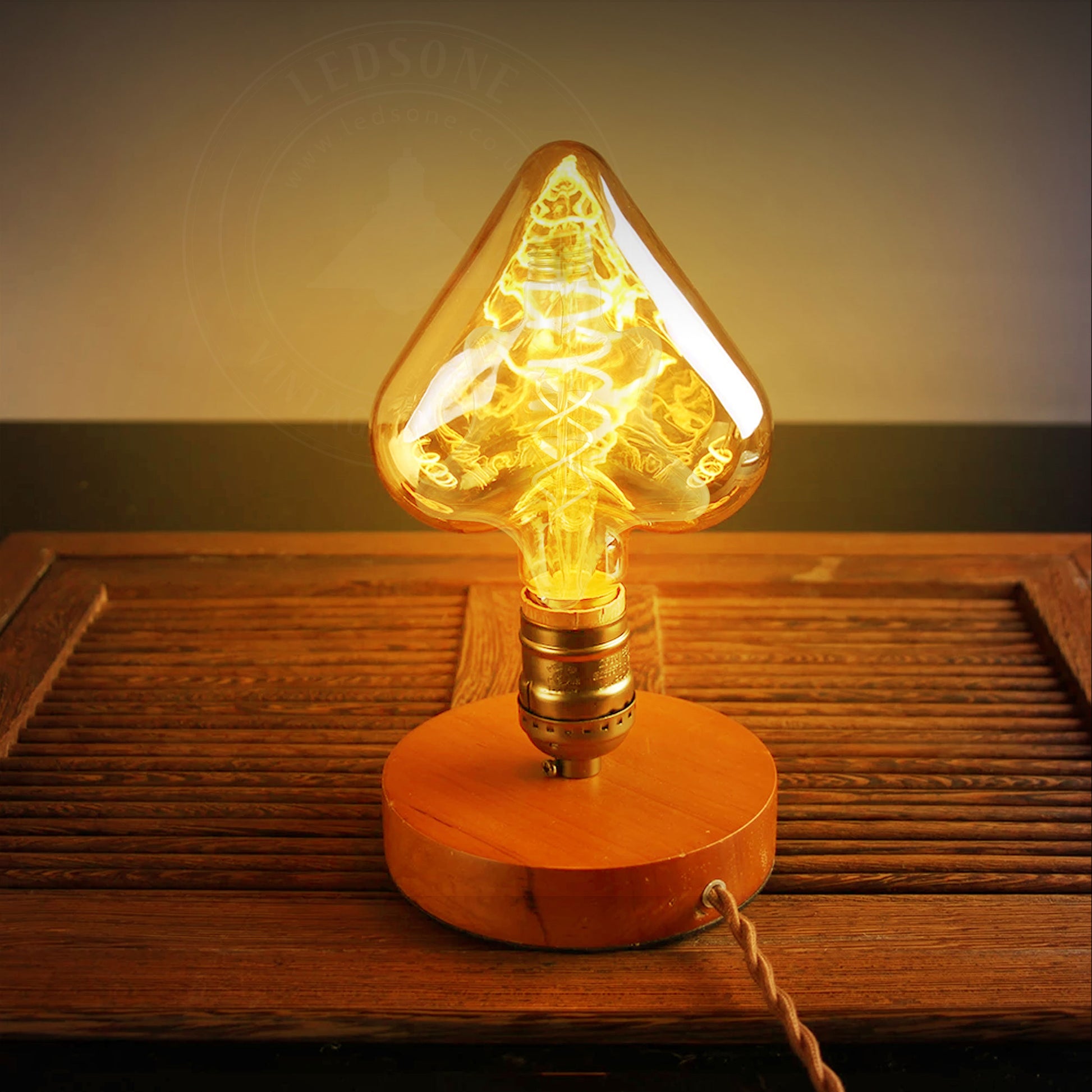 E27 Filament Bulb