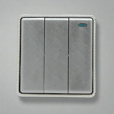 Geborsteld chromen schroefloze lichtschakelaars en stopcontacten~2454 