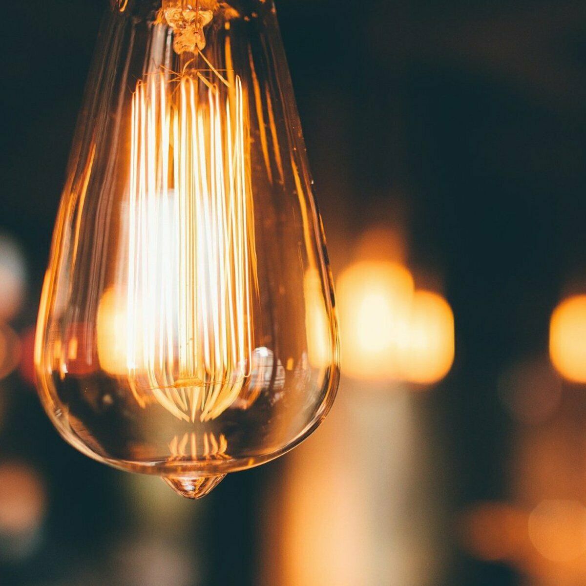 6 Pack Dimmable B22 60W Edison Vintage Filament Candle Pearl Shaped Light Lamp Bulb - Shop for LED lights - Transformers - Lampshades - Holders | LEDSone UK